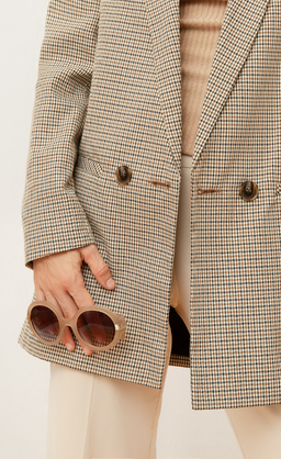 GİYİM <br> İncele